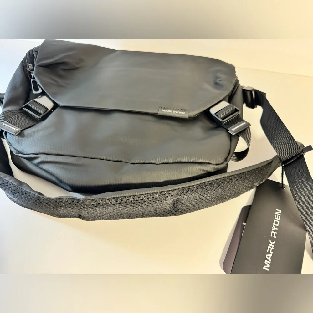 Mark Ryden Harvey Leather Waterproof Multifunctional Messenger Bag Black Mens